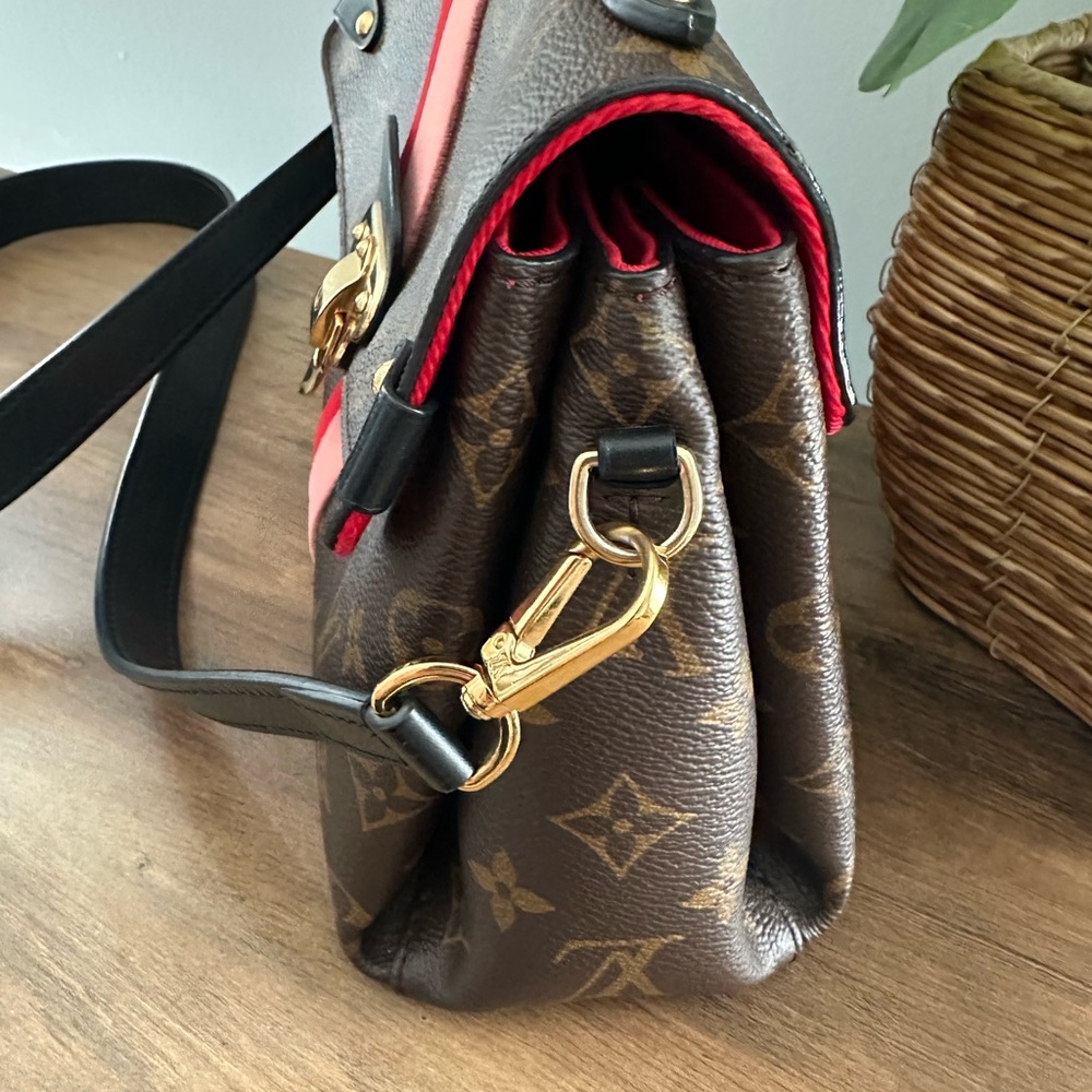 Louis Vuitton Saint George’s Monogram Handbag!!! Stunning 2-way Bag - Picture 5 of 12